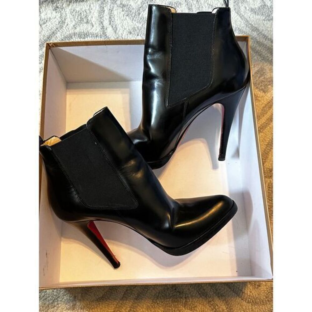 Christian Louboutin Black Heeled Boots 39